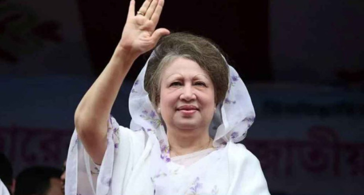 বগুড়ায় খালেদা জিয়ার পক্ষে মনোনয়নপত্র সংগ্রহ