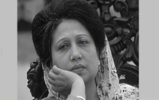  চলে গেলেন বেগম খালেদা জিয়া