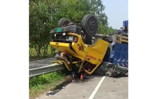 ভাঙ্গায় ভয়াবহ সড়ক দুর্ঘটনা: বাস-ট্রাক মুখোমুখি সংঘর্ষে নিহত ২