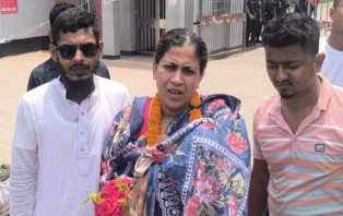 সন্তানসহ কারাগার থেকে মুক্তি পেলেন যুব মহিলা লীগ নেত্রী