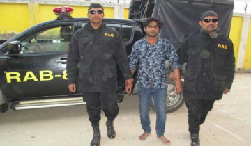 ফরিদপুরে বিপুল পরিমান ইয়াবাসহ ব্যবসায়ী আটক