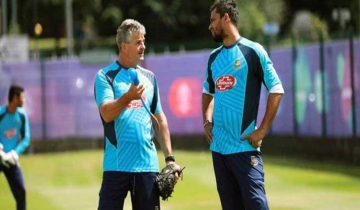 স্টিভ রোডসকে বিদায় করে দিল বিসিবি