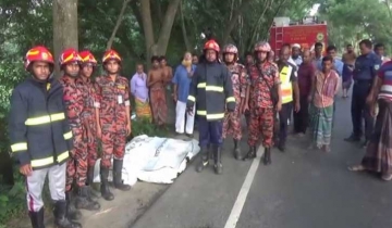 ফরিদপুরে সড়ক দুর্ঘটনায় দুই শ্রমিক নিহত