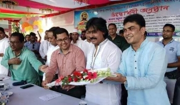 ফরিদপুরে বঙ্গবন্ধু জাতীয় গোল্ডকাপ ফুটবল টুর্নামেন্টের উদ্বোধণ